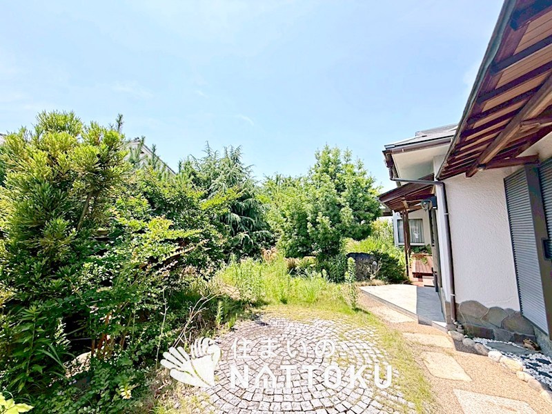 枚方市翠香園町 現地写真（庭）