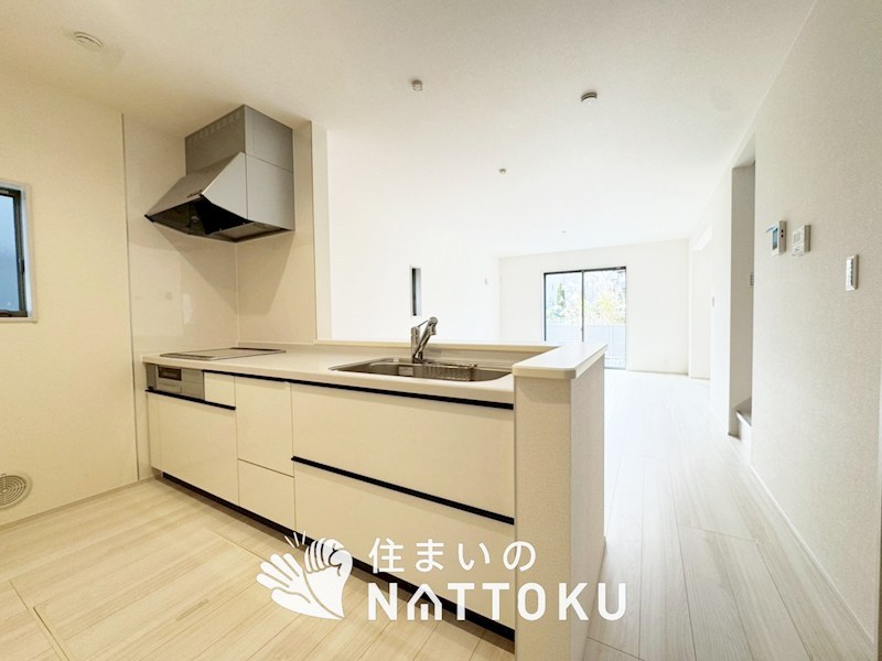 南丹市園部町小山東町　1号地 内観写真（キッチン）
