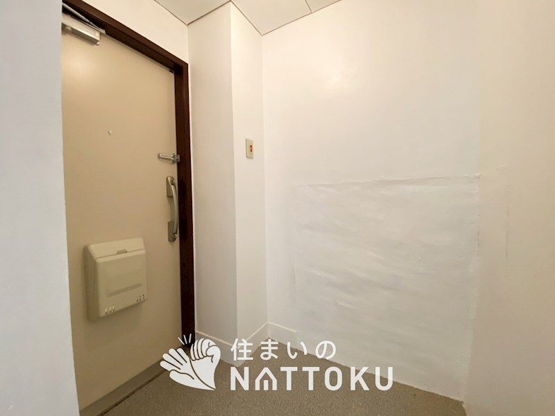 枚方ハイツ　第弐号棟 現地写真（玄関）