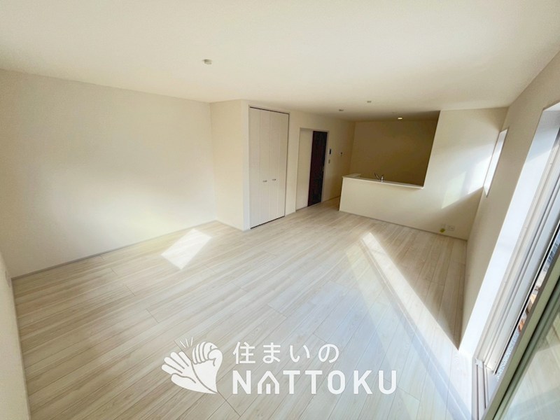 京都市北区鷹峯南鷹峯町　1号地 内観写真（リビング）
