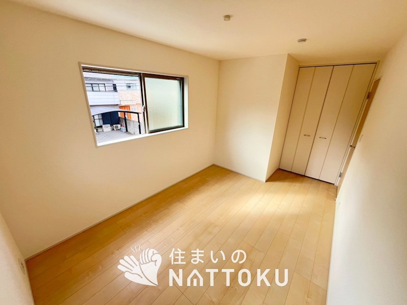 京都市北区鷹峯南鷹峯町　2号地  内観写真（リビング以外の居室）