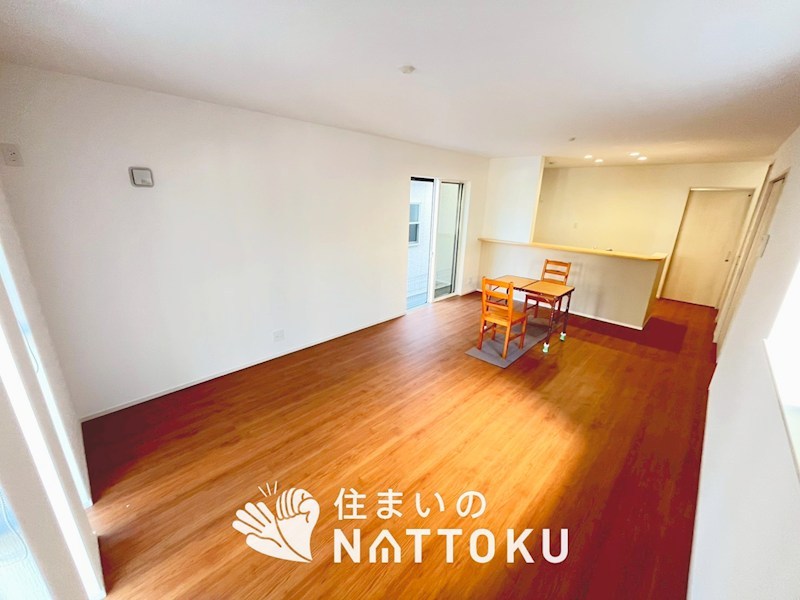 高槻市安岡寺町　第1期　1号地 内観写真（リビング）