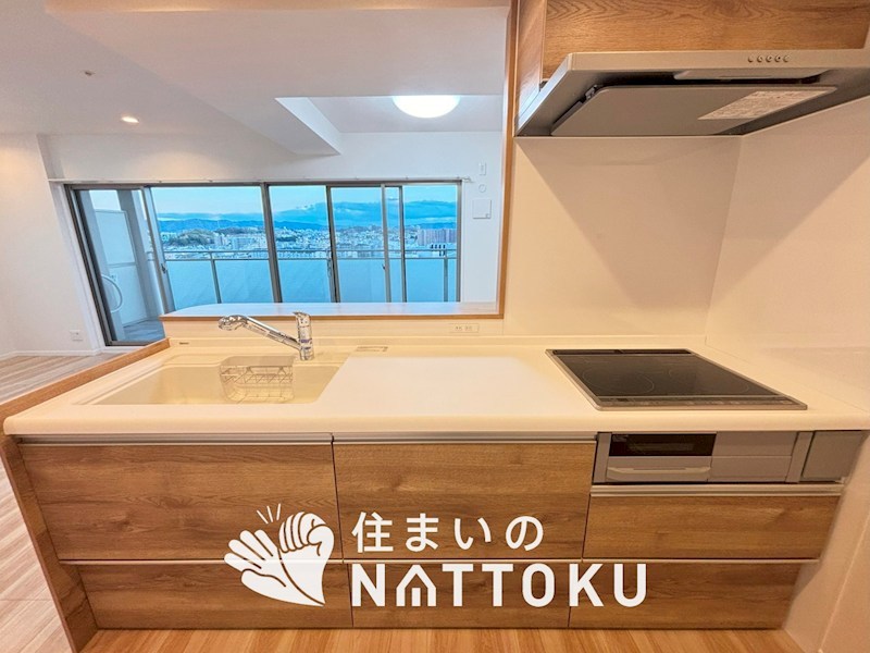 リバティパーク枚方　B棟 内観写真（キッチン）