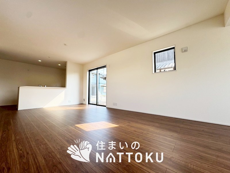 甲賀市甲南町寺庄　第2期　2号地 内観写真（リビング）