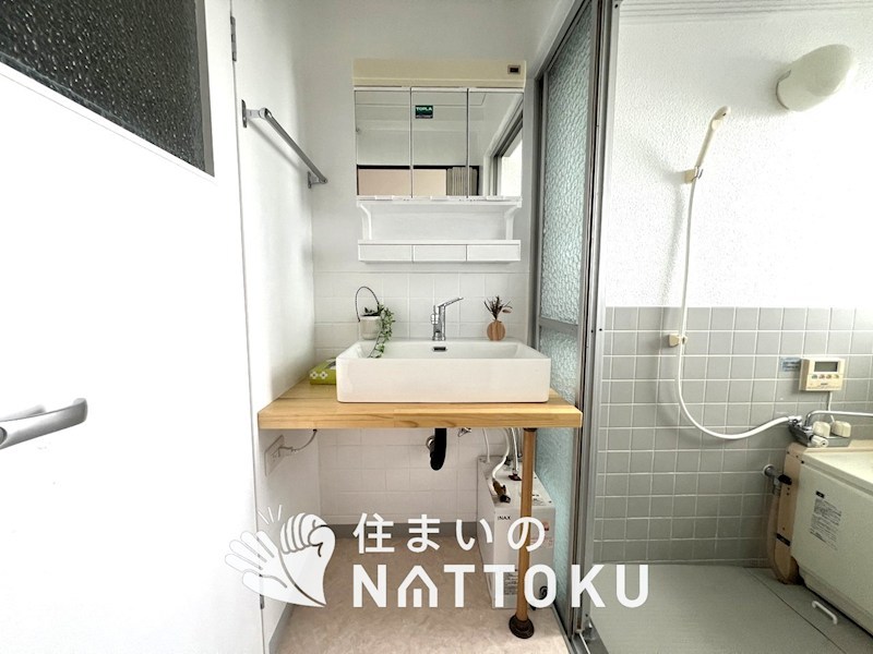 渚マンション 内観写真（洗面台・洗面所）