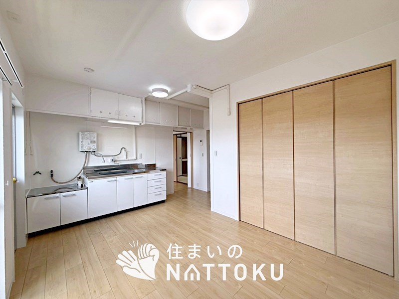 日東マンション　D棟 内観写真（キッチン）