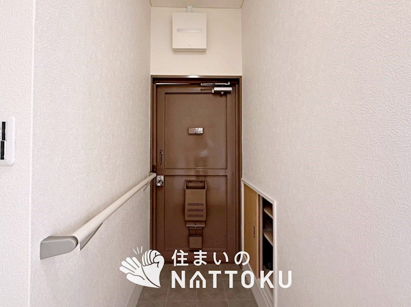 日東マンション　D棟 現地写真（玄関）