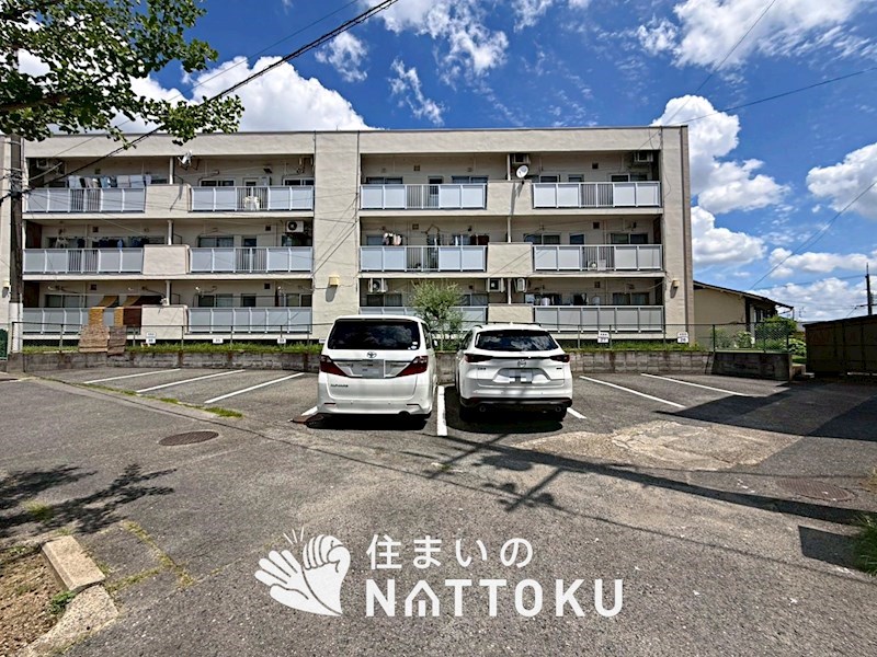日東マンション　D棟 共用部写真（駐車場）