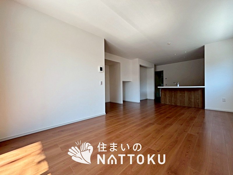 京都市伏見区日野西大道町　第2期　2号地 内観写真（リビング）