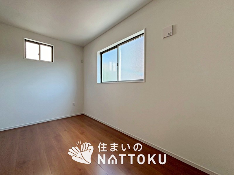 京都市伏見区日野西大道町　第2期　2号地 内観写真（リビング以外の居室）