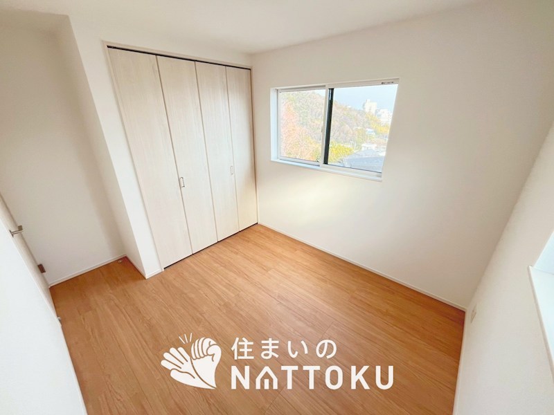 池田市畑　第15期　2号地 内観写真（リビング以外の居室）