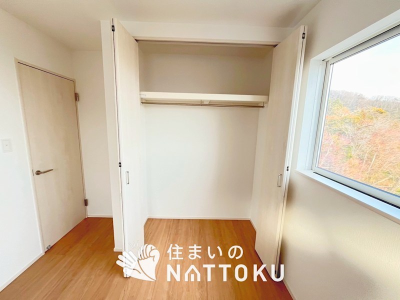 池田市畑　第15期　2号地 内観写真（収納）
