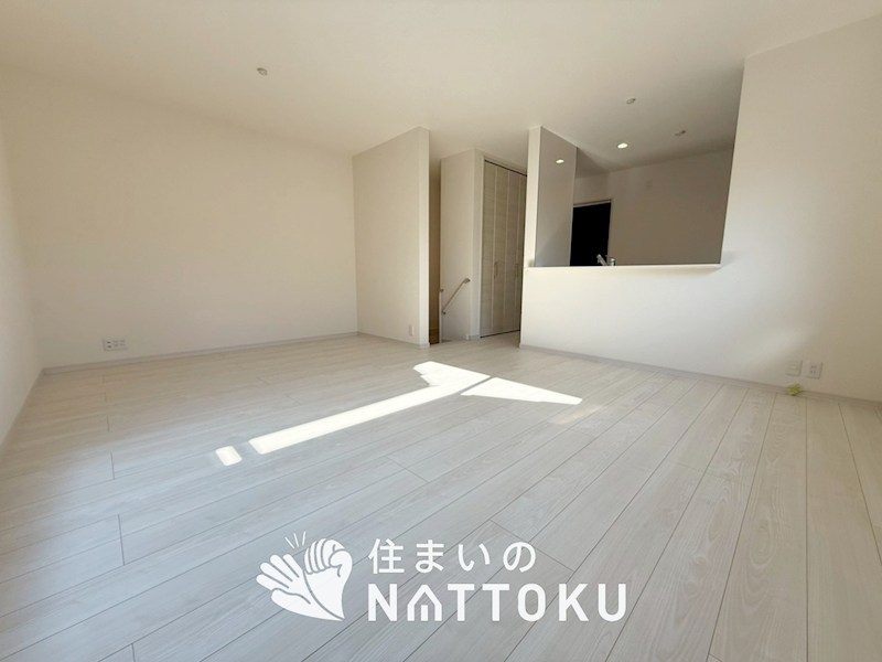 松原市小川　第2期 内観写真（リビング）