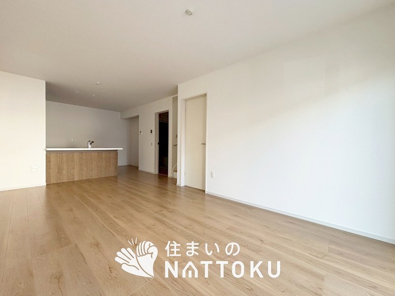 堺市堺区老松町　第1期　 内観写真（リビング）