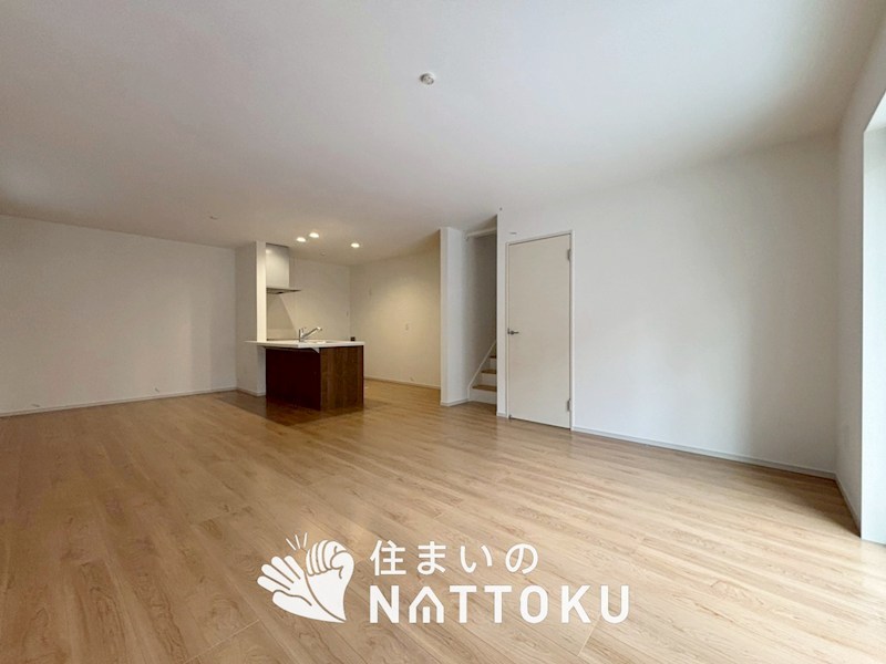 堺市東区野尻町　第1期　 内観写真（リビング）