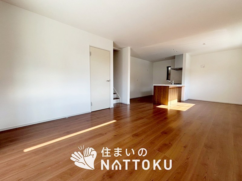 堺市西区浜寺石津町西 内観写真（リビング）