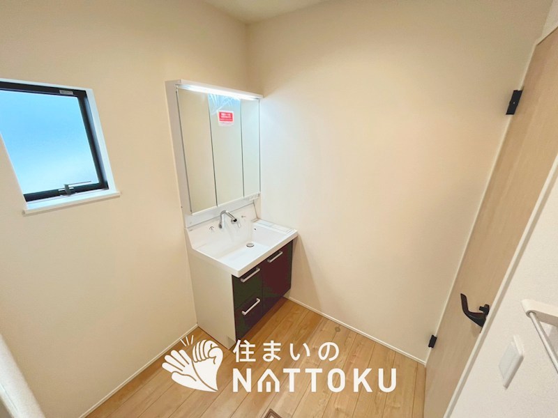 高槻市唐崎中　第2期　1号地  内観写真（洗面台・洗面所）