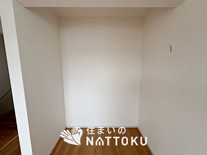 京都市伏見区醍醐古道町　第1期　2号地 内観写真（収納）