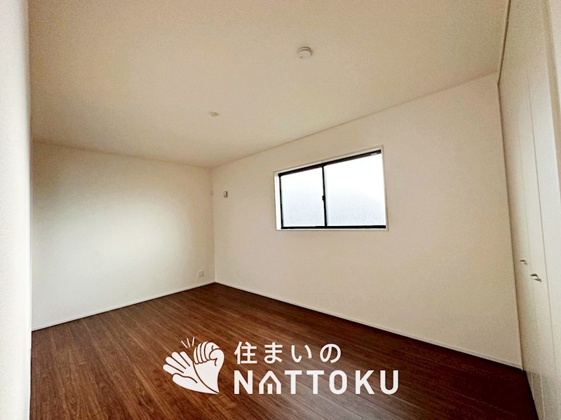 福知山市長田　第7期　1号地 内観写真（リビング以外の居室）
