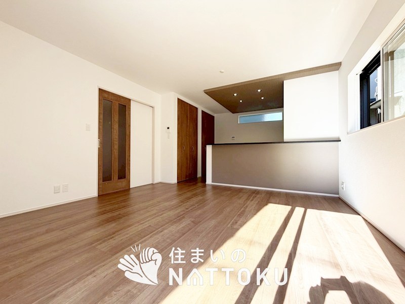 城陽市寺田今堀　第8期 内観写真（リビング）