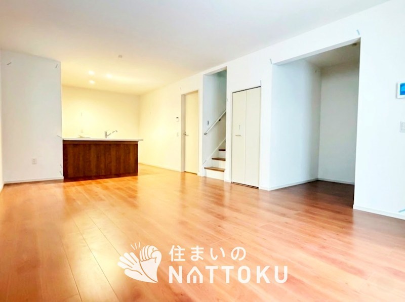 京都市山科区川田西浦町　第1期　2号地 内観写真（リビング）