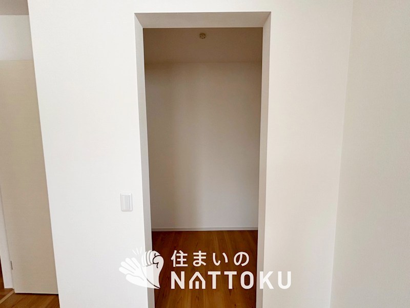 甲賀市水口町虫生野中央　1号地 内観写真（収納）