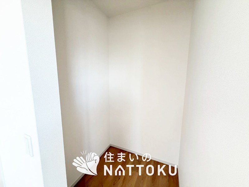 京都市西京区桂池尻町　第1期　1号地 内観写真（収納）