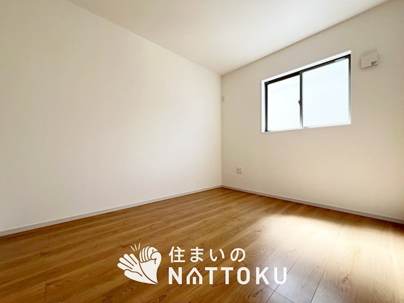 京都市西京区桂池尻町　第2期　1号地 内観写真（リビング以外の居室）