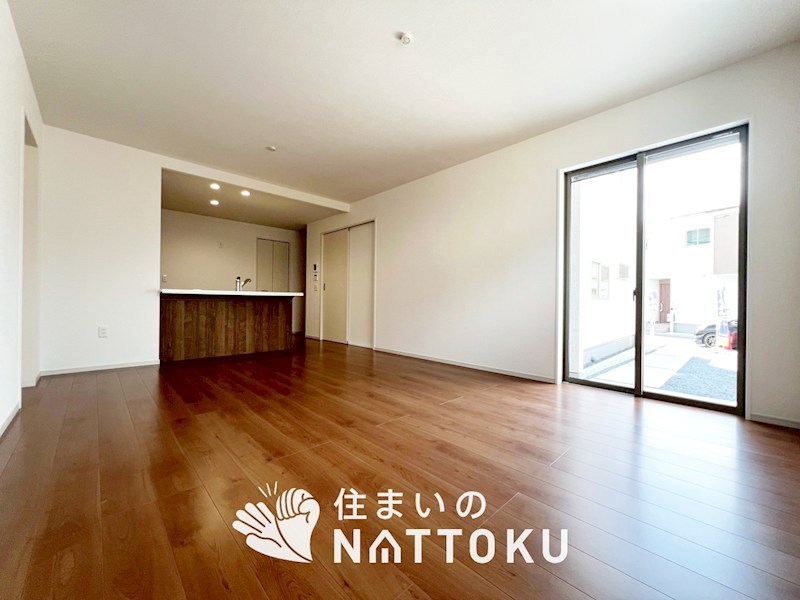 京都市西京区桂池尻町　第2期　2号地 内観写真（リビング）
