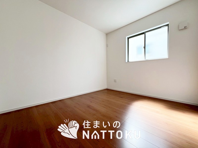 京都市西京区桂池尻町　第2期　2号地 内観写真（リビング以外の居室）