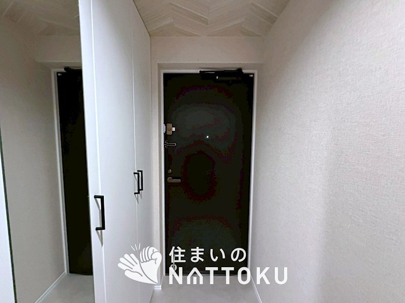 ステイツ枚方・長尾ヒルズ 現地写真（玄関）