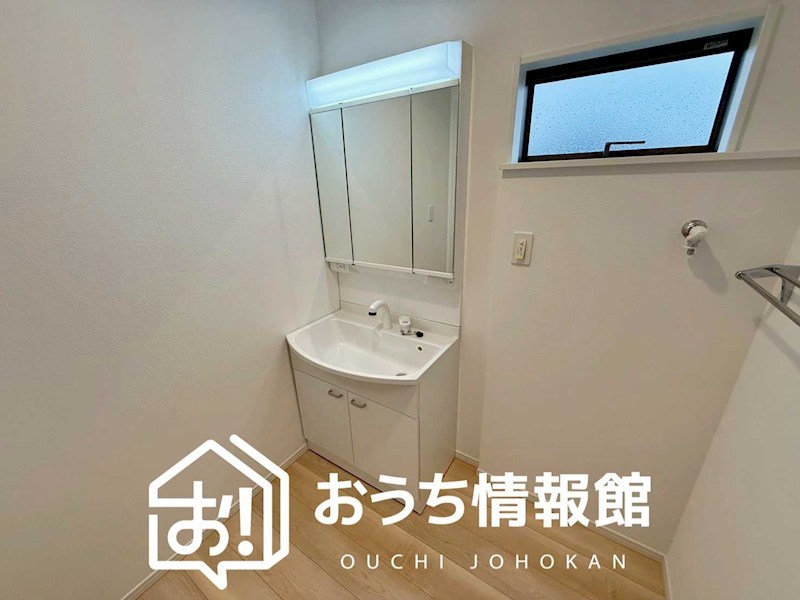 鈴鹿市長太栄町　第4期　2号地  内観写真（洗面台・洗面所）