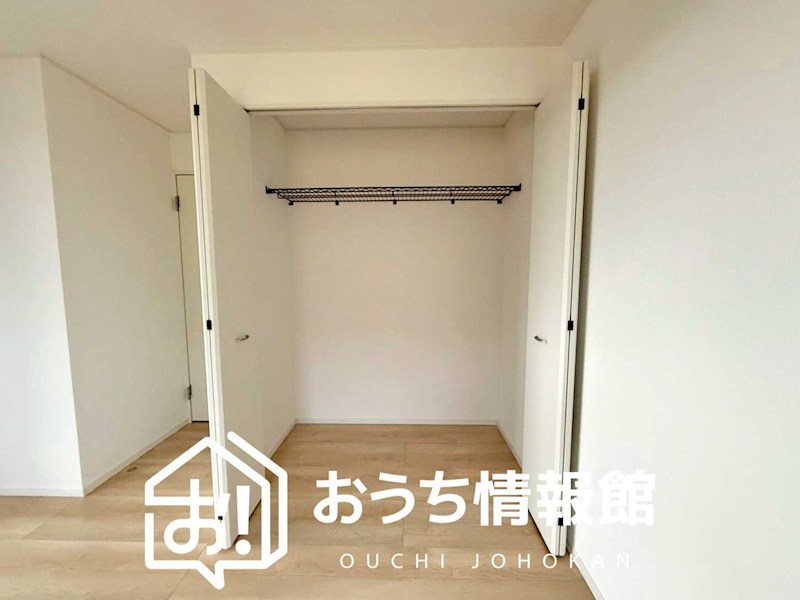 鈴鹿市長太栄町　第4期　2号地  内観写真（収納）