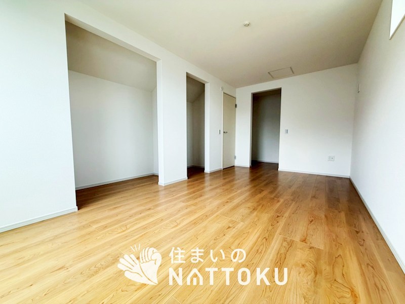 京都市右京区太秦上ノ段町　第2期　2号地 内観写真（リビング以外の居室）