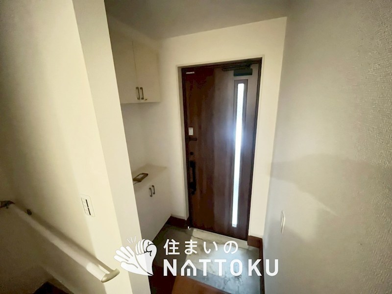 高槻市西冠　第1期　 現地写真（玄関）