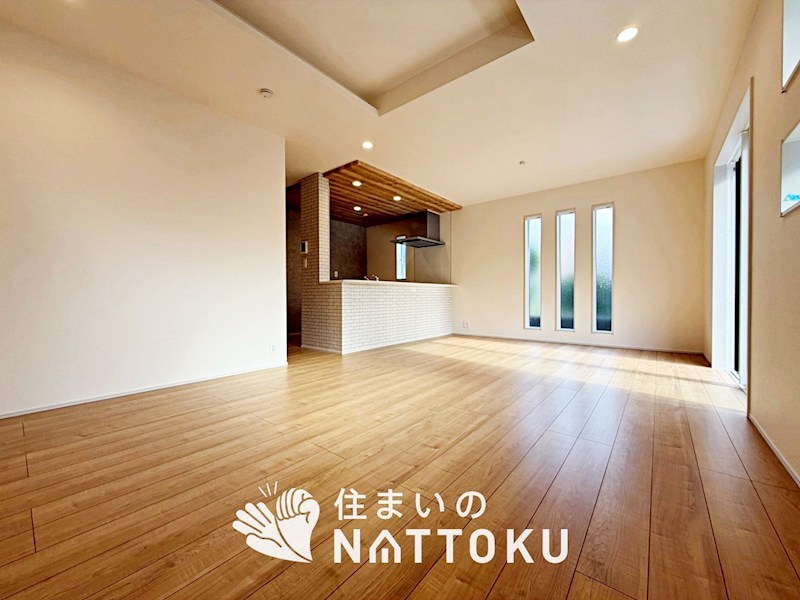 藤井寺市陵南町　2号地 内観写真（リビング）