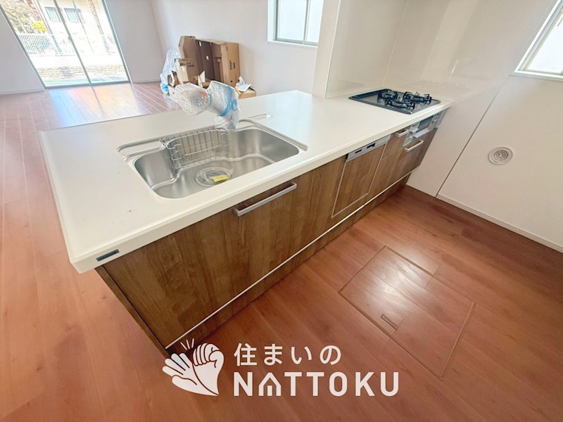高槻市東上牧　第2期　2号地 内観写真（キッチン）