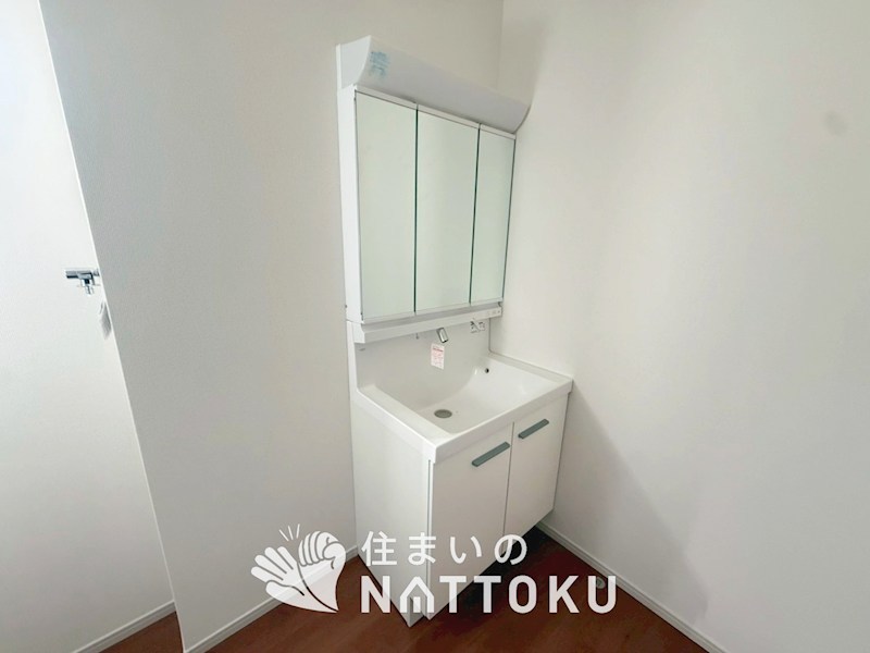 高槻市東上牧　第2期　2号地 内観写真（洗面台・洗面所）