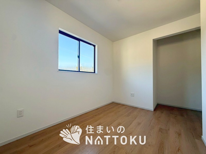 京都市北区上賀茂本山　第1期　8号地 内観写真（リビング以外の居室）