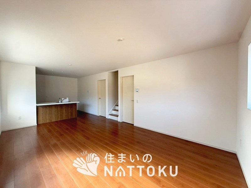 京都市北区上賀茂本山　第1期　10号地 内観写真（リビング）