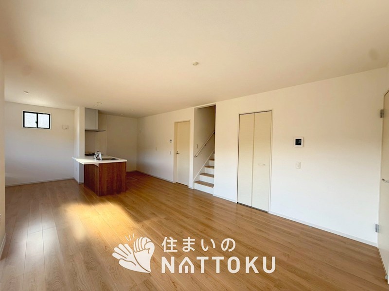 京都市北区上賀茂本山　第1期　11号地 内観写真（リビング）