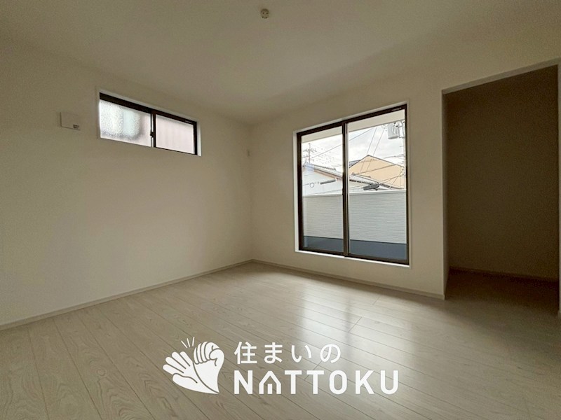 京都市西京区山田車塚町　第3期　2号地 内観写真（リビング以外の居室）