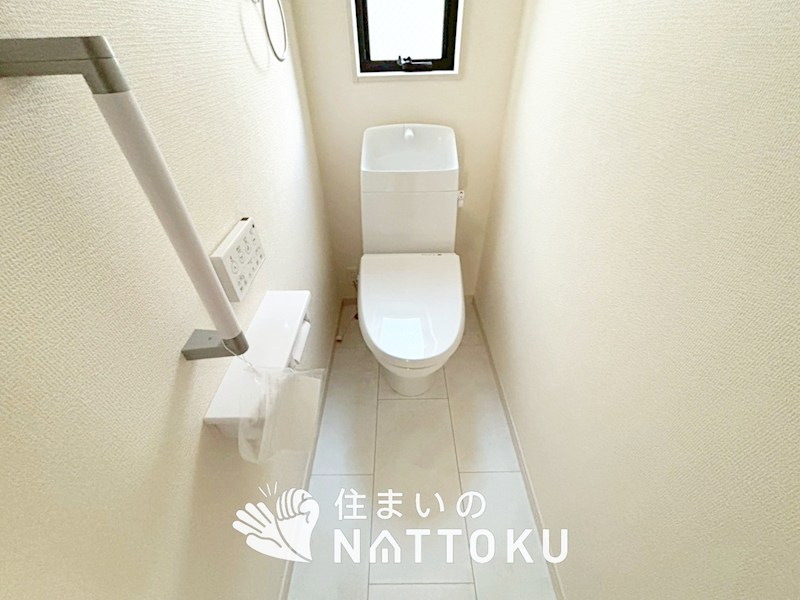 高石市取石　 内観写真（トイレ）