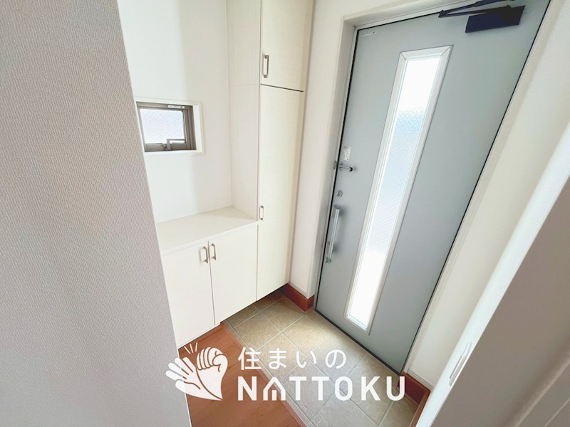 長岡京市滝ノ町　第3期　2号地 現地写真（玄関）