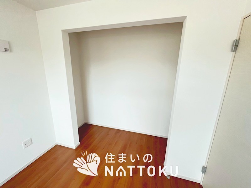 長岡京市滝ノ町　第3期　2号地 内観写真（収納）
