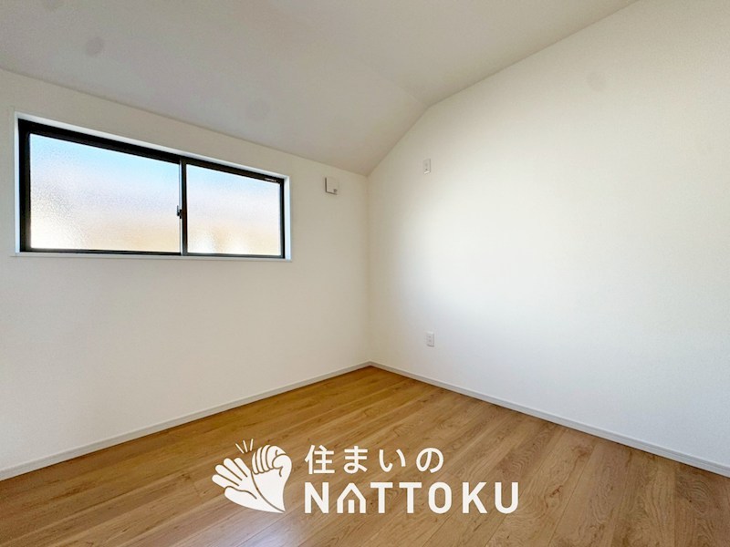 城陽市寺田宮ノ谷　第2期　1号地 内観写真（リビング以外の居室）