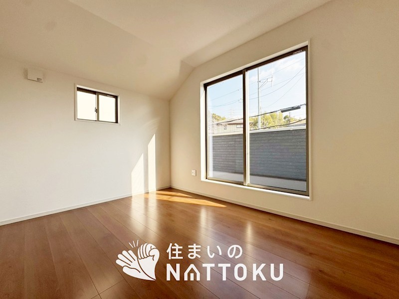 城陽市寺田宮ノ谷　第2期　2号地 内観写真（リビング以外の居室）