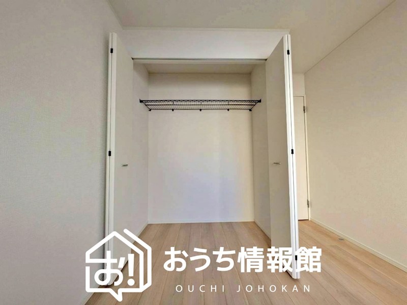 瑞浪市下沖町　第4期　2号棟 内観写真（収納）