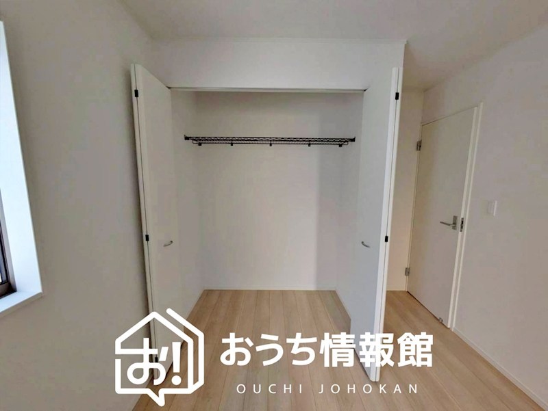 瑞浪市下沖町　第4期　2号棟 内観写真（収納）