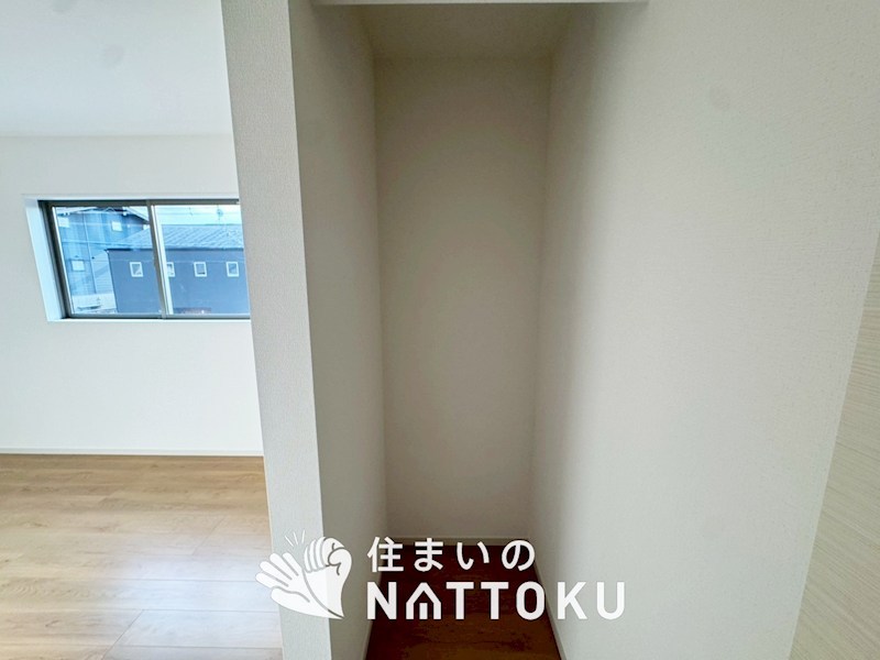 野洲市大畑　第2期 内観写真（収納）